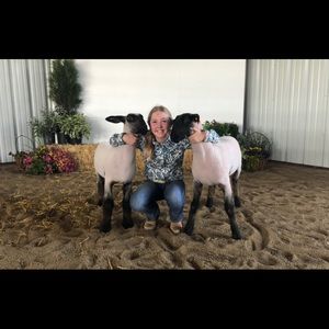 Meet your Posher, Delaney